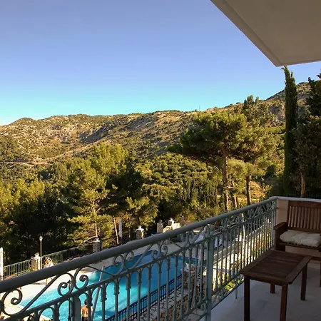 Villa Estate Dafnopanagia Magda Asprogerakata