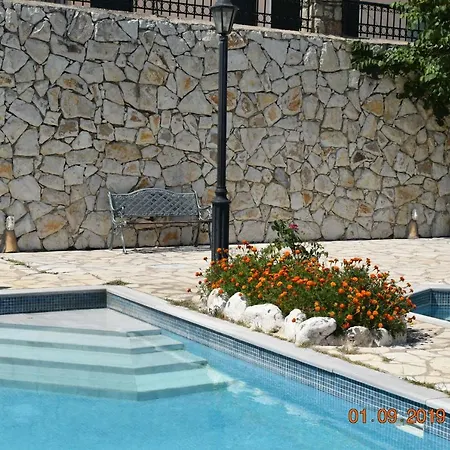 Villa Estate Dafnopanagia Magda *