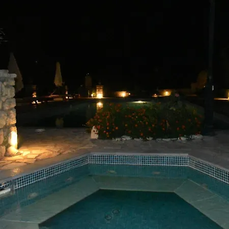 Estate Dafnopanagia Magda Villa Kariá